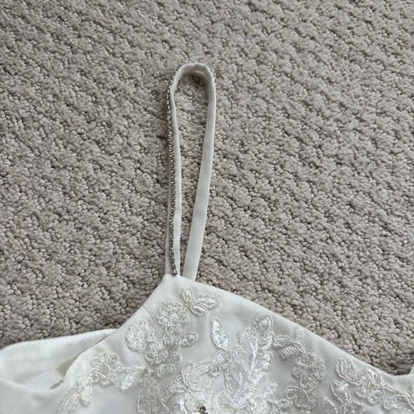 David's Bridal Ivory Floral Appliqué Spaghetti Strap Flower Girl Dress - Picture 4 of 7